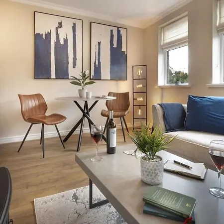Apartment - District Escape For Two *